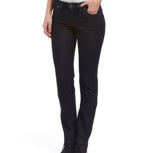 NWT Brian Flor Beth Skinny Jeans